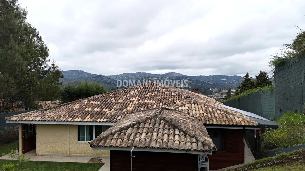 Casa com 4 quartos à venda, 222m2 em Campos Do Jordao - SP - imagem 7 Foto 7 de Casa com 4 quartos à venda, 222m2 em Campos Do Jordao - SP