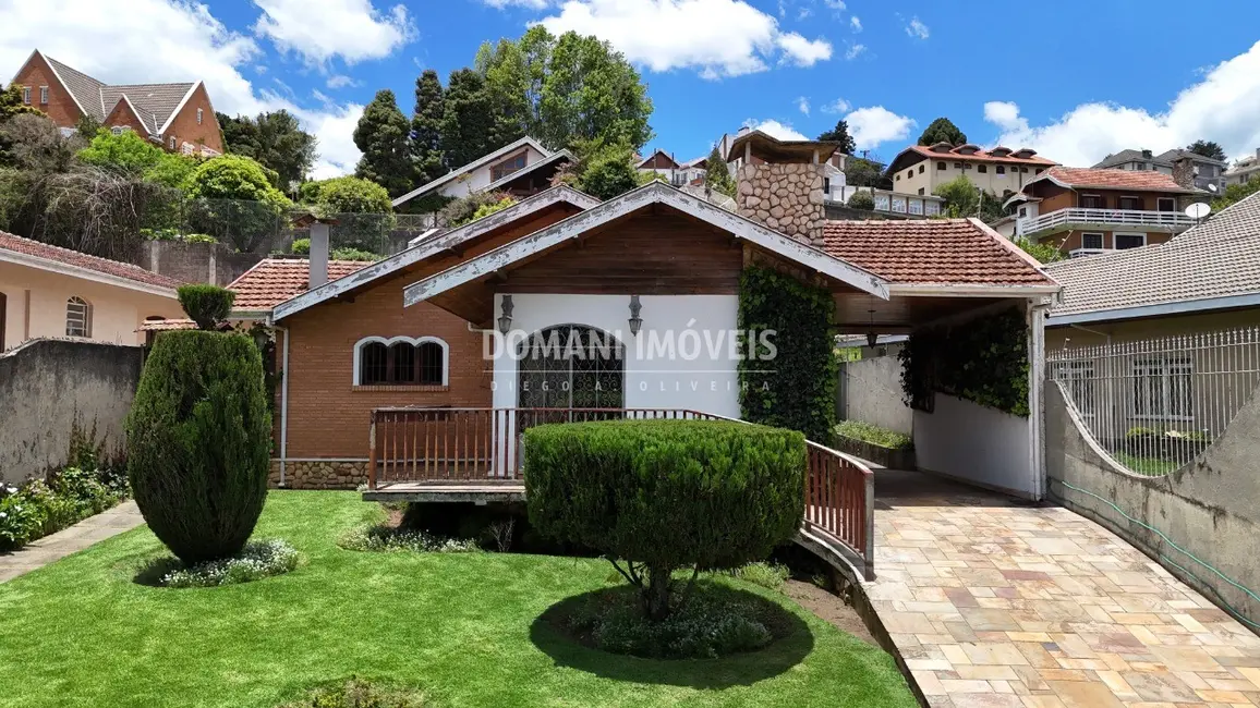 Foto 5 de Casa com 3 quartos à venda, 280m2 em Campos Do Jordao - SP