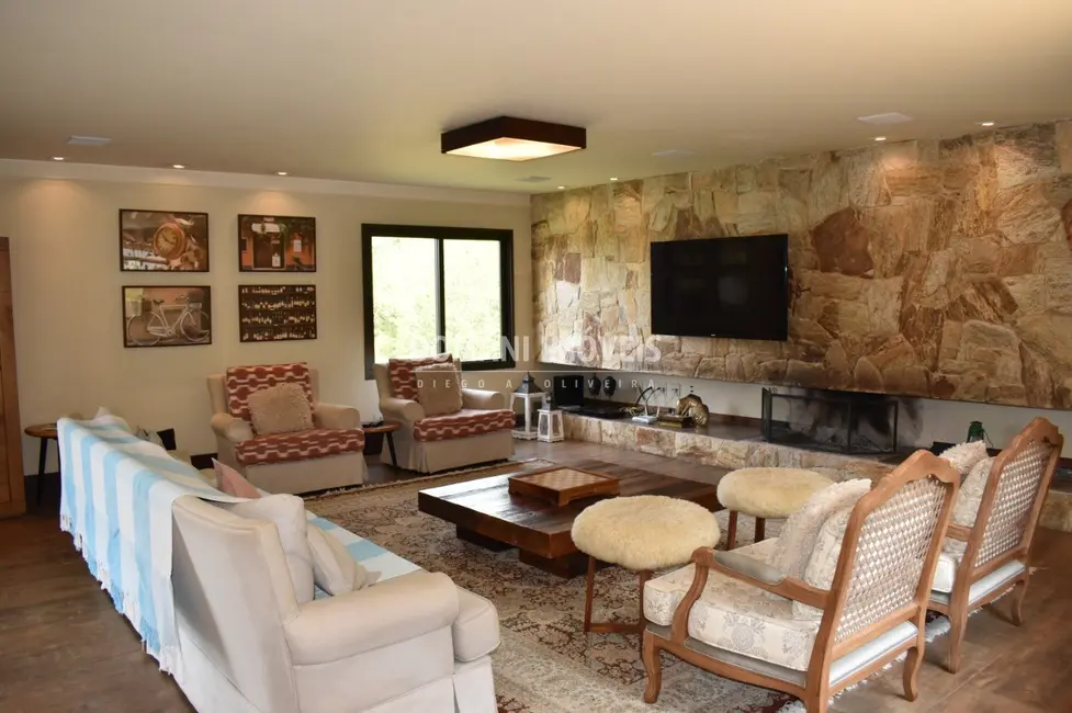 Foto 8 de Casa de Condomínio com 6 quartos à venda, 518m2 em Campos Do Jordao - SP