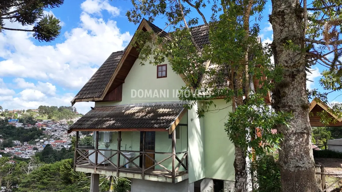 Foto 3 de Casa com 3 quartos à venda, 230m2 em Campos Do Jordao - SP