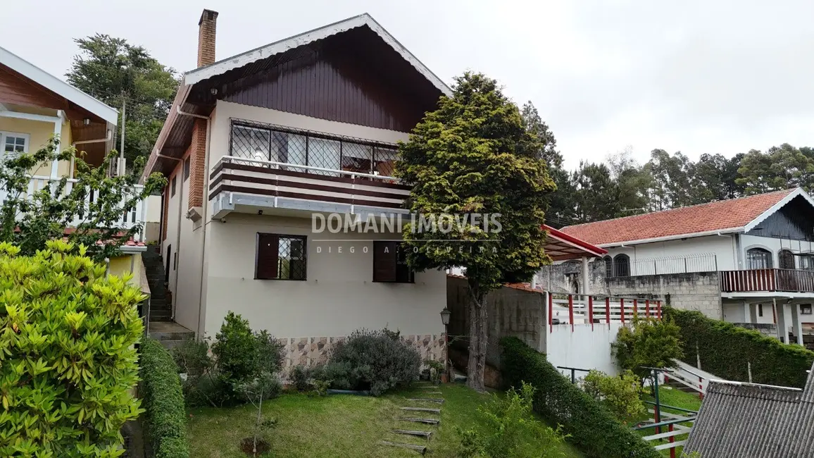 Foto 1 de Casa com 4 quartos à venda, 202m2 em Campos Do Jordao - SP