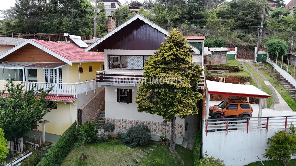Foto 5 de Casa com 4 quartos à venda, 202m2 em Campos Do Jordao - SP