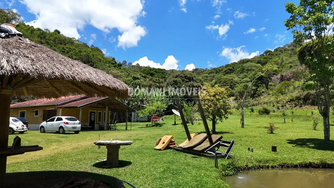 Foto 3 de Sítio / Rancho com 2 quartos à venda, 200m2 em Santo Antonio Do Pinhal - SP