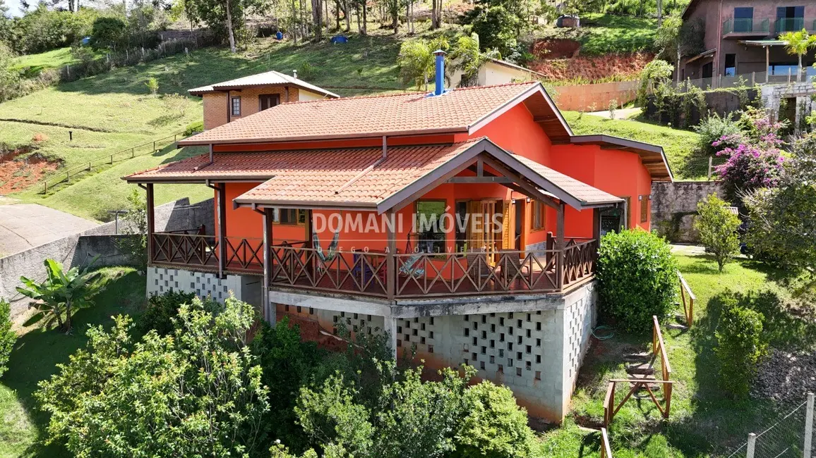 Foto 6 de Casa com 2 quartos à venda, 144m2 em Santo Antonio Do Pinhal - SP