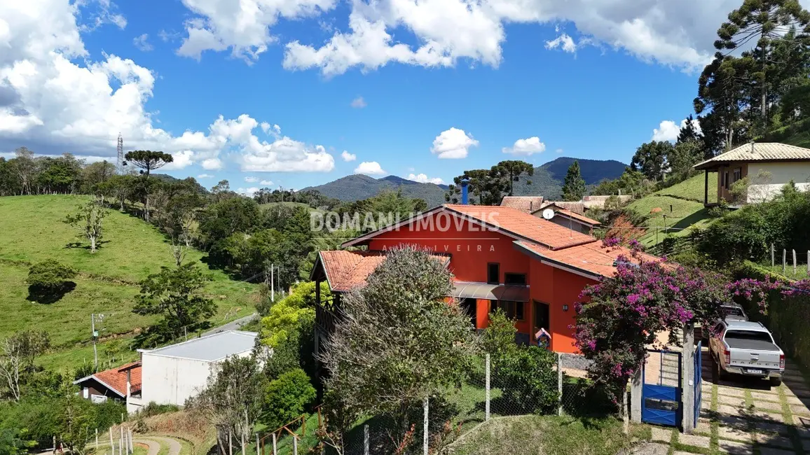 Foto 2 de Casa com 2 quartos à venda, 144m2 em Santo Antonio Do Pinhal - SP