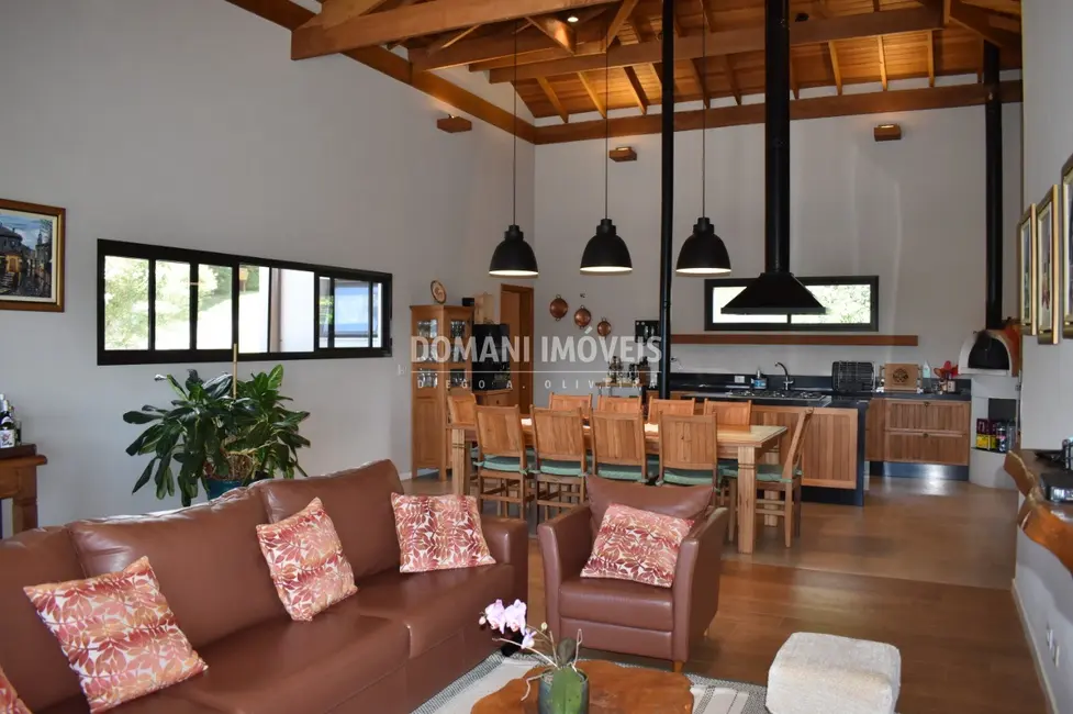 Casa de Condomínio com 4 quartos à venda, 340m2 em Santo Antonio Do Pinhal - SP - imagem 9 Foto 9 de Casa de Condomínio com 4 quartos à venda, 340m2 em Santo Antonio Do Pinhal - SP