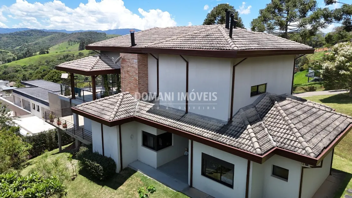 Casa de Condomínio com 4 quartos à venda, 340m2 em Santo Antonio Do Pinhal - SP - imagem 3 Foto 3 de Casa de Condomínio com 4 quartos à venda, 340m2 em Santo Antonio Do Pinhal - SP