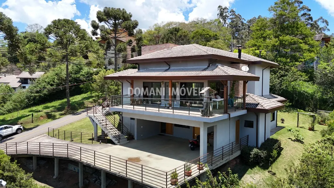 Foto 1 de Casa de Condomínio com 4 quartos à venda, 340m2 em Santo Antonio Do Pinhal - SP