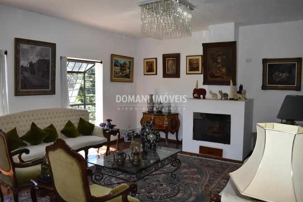 Foto 8 de Casa com 3 quartos à venda, 393m2 em Santo Antonio Do Pinhal - SP