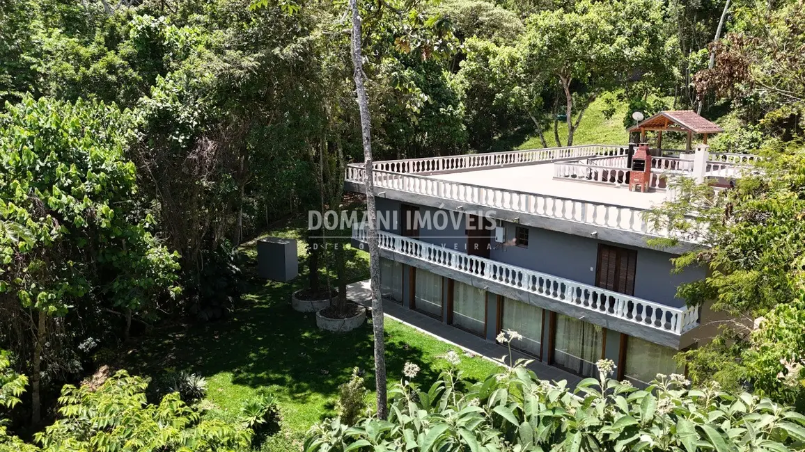 Foto 2 de Casa com 5 quartos à venda, 460m2 em Santo Antonio Do Pinhal - SP