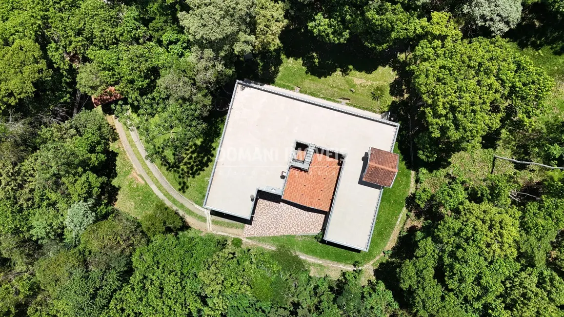 Foto 4 de Casa com 5 quartos à venda, 460m2 em Santo Antonio Do Pinhal - SP