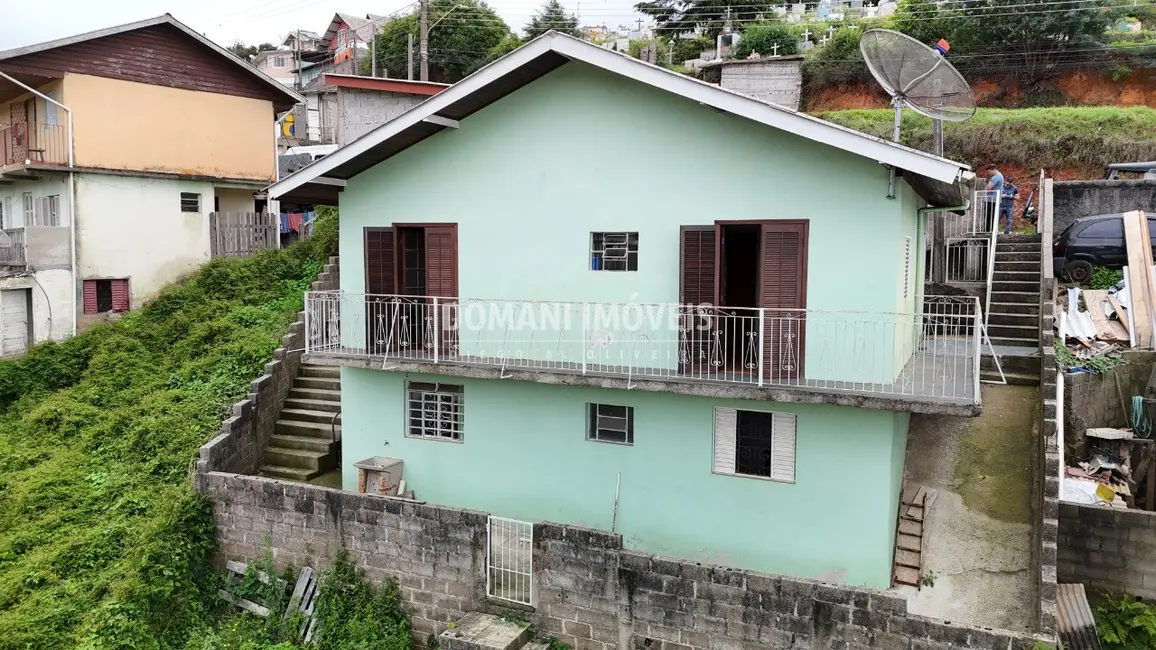 Foto 3 de Casa com 2 quartos à venda, 122m2 em Campos Do Jordao - SP