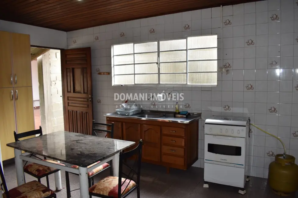 Foto 8 de Casa com 2 quartos à venda, 122m2 em Campos Do Jordao - SP