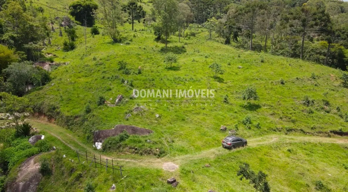 Foto 1 de Terreno / Lote à venda, 65m2 em Campos Do Jordao - SP