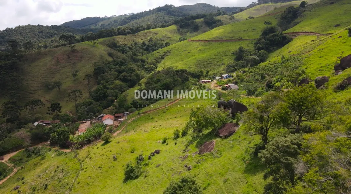 Foto 1 de Terreno / Lote à venda em Campos Do Jordao - SP