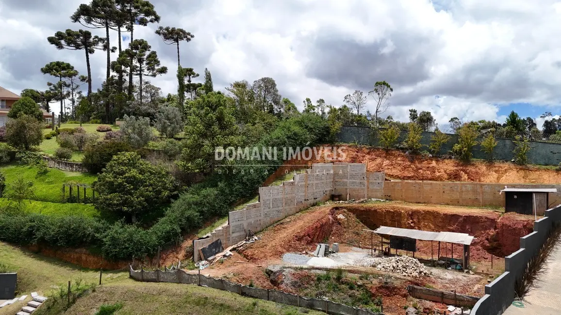 Foto 5 de Terreno / Lote à venda, 1010m2 em Campos Do Jordao - SP