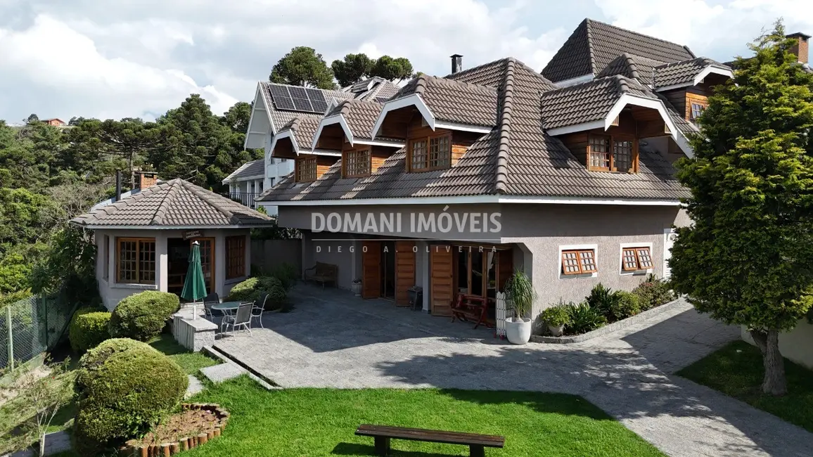 Foto 6 de Casa de Condomínio com 4 quartos à venda, 400m2 em Campos Do Jordao - SP