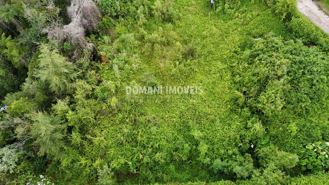 Foto 3 de Terreno / Lote à venda, 1590m2 em Campos Do Jordao - SP