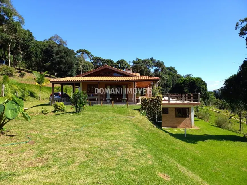 Foto 1 de Casa com 3 quartos à venda, 250m2 em Sao Bento Do Sapucai - SP