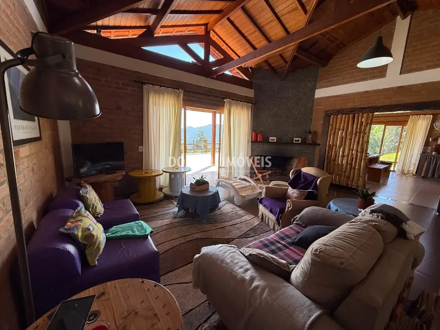 Foto 9 de Casa com 3 quartos à venda, 250m2 em Sao Bento Do Sapucai - SP