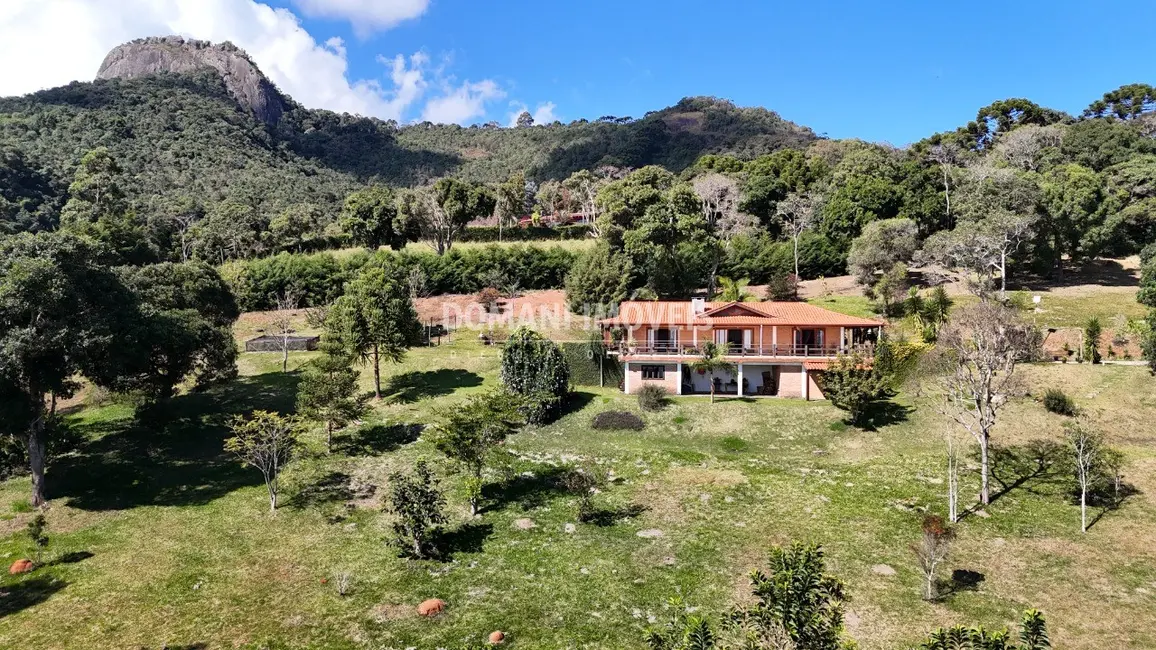 Foto 1 de Casa com 3 quartos à venda, 250m2 em Sao Bento Do Sapucai - SP