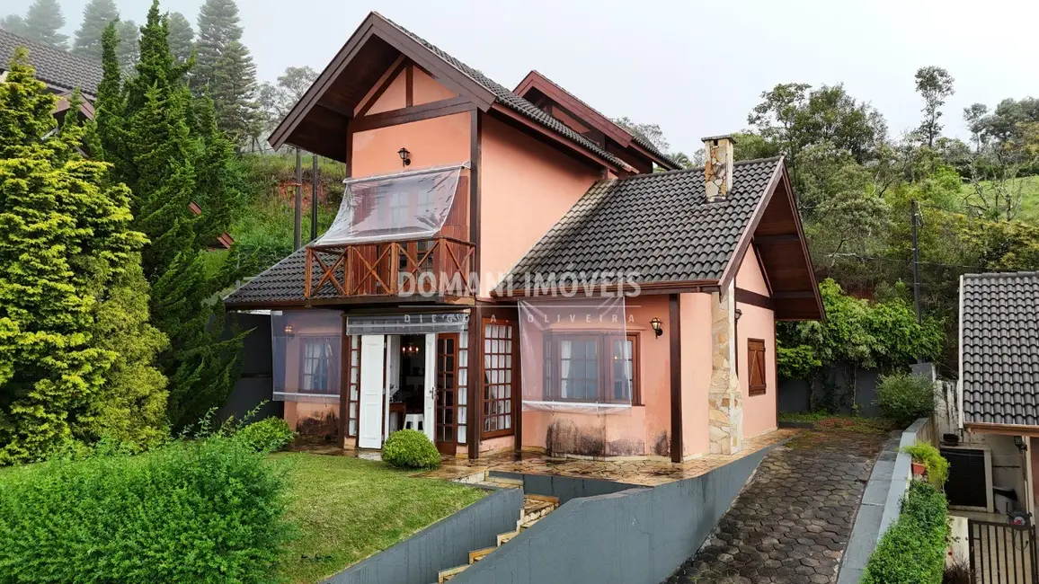 Foto 1 de Casa de Condomínio com 3 quartos à venda, 89m2 em Campos Do Jordao - SP