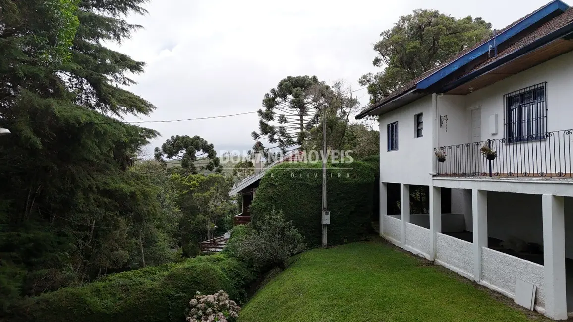 Foto 4 de Casa de Condomínio com 2 quartos à venda, 97m2 em Campos Do Jordao - SP