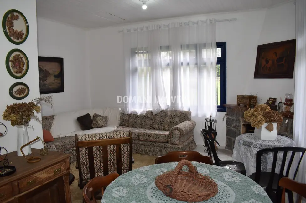 Foto 8 de Casa de Condomínio com 2 quartos à venda, 97m2 em Campos Do Jordao - SP