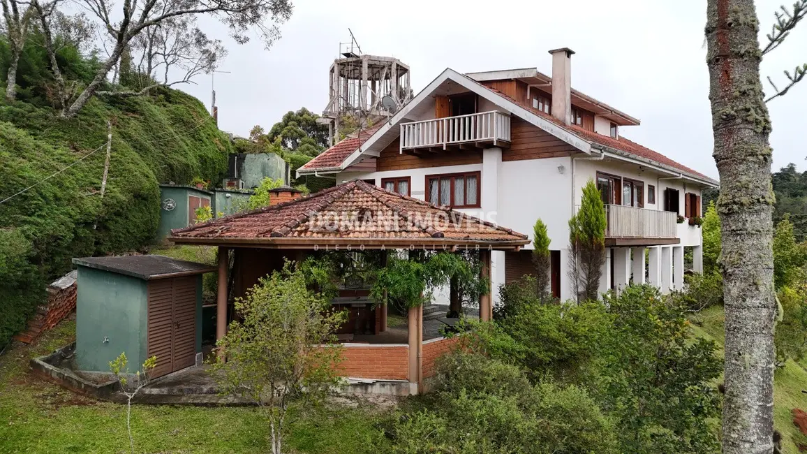 Foto 3 de Casa de Condomínio com 5 quartos à venda, 165m2 em Campos Do Jordao - SP