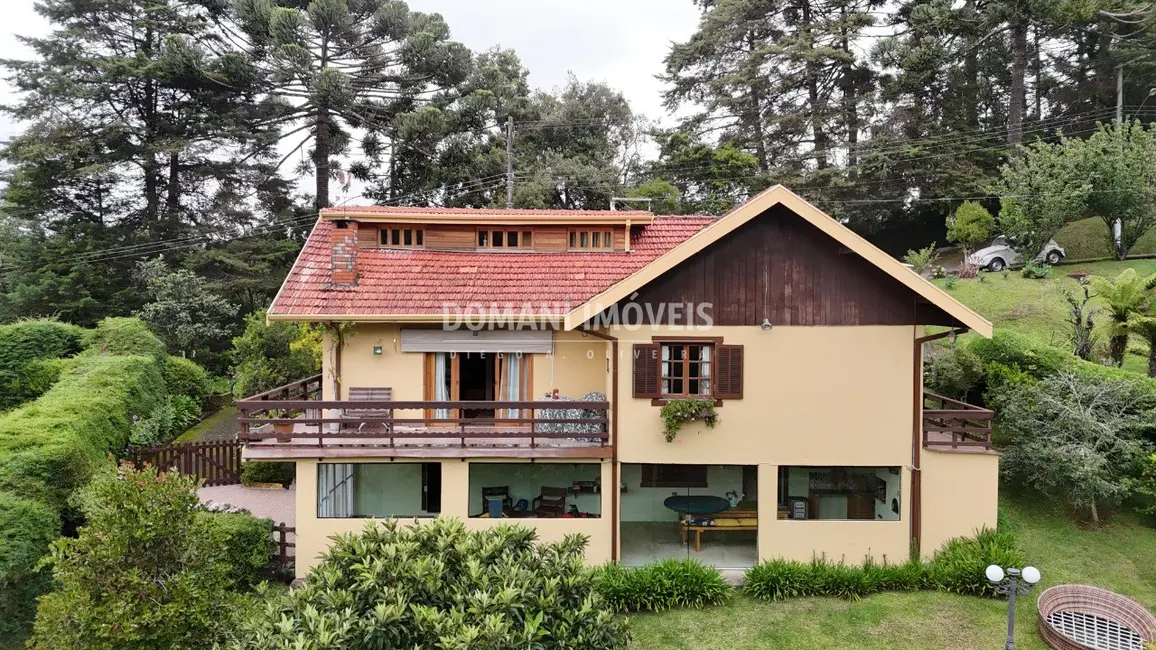 Foto 5 de Casa de Condomínio com 4 quartos à venda, 121m2 em Campos Do Jordao - SP
