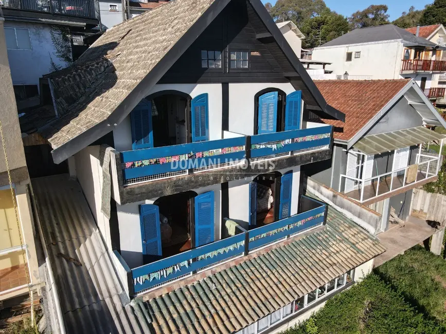 Foto 4 de Casa com 5 quartos à venda e para alugar, 175m2 em Campos Do Jordao - SP