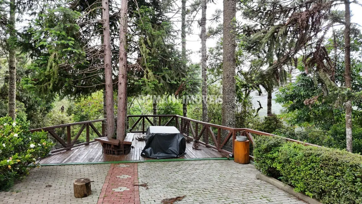 Casa de Condomínio com 3 quartos à venda, 264m2 em Campos Do Jordao - SP - imagem 3 Foto 3 de Casa de Condomínio com 3 quartos à venda, 264m2 em Campos Do Jordao - SP