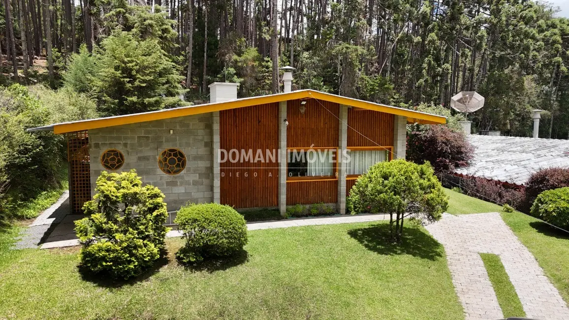 Foto 7 de Casa com 4 quartos à venda, 190m2 em Campos Do Jordao - SP