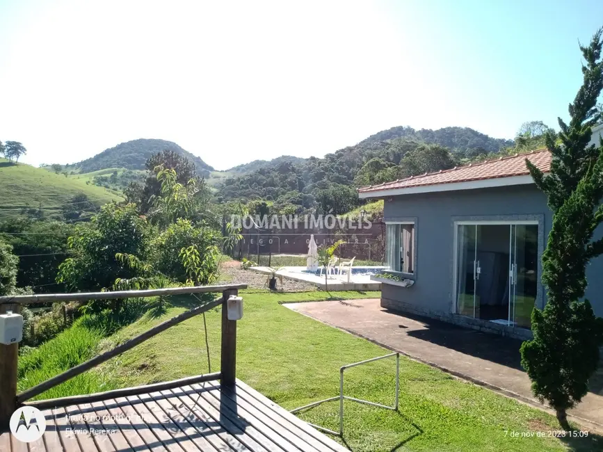 Foto 2 de Sítio / Rancho com 4 quartos à venda, 230m2 em Pirangucu - MG