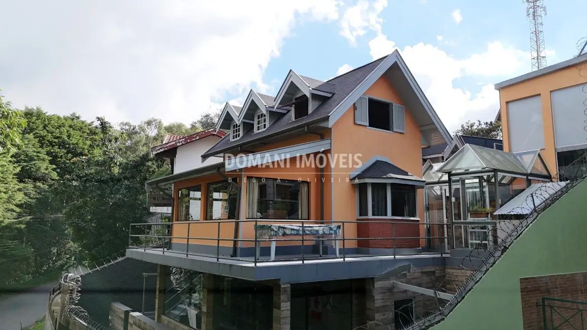 Foto 7 de Casa com 2 quartos à venda, 215m2 em Campos Do Jordao - SP