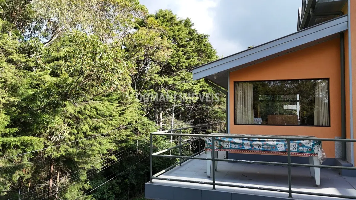 Foto 4 de Casa com 2 quartos à venda, 215m2 em Campos Do Jordao - SP