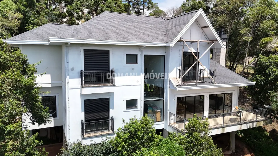 Foto 5 de Casa de Condomínio com 4 quartos à venda, 400m2 em Campos Do Jordao - SP
