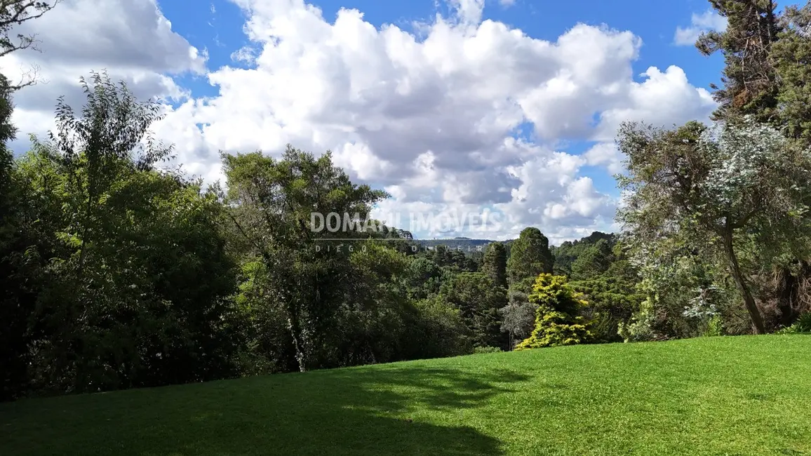 Foto 6 de Casa com 7 quartos à venda, 479m2 em Campos Do Jordao - SP
