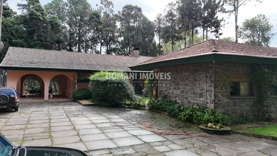 Foto 4 de Casa com 3 quartos à venda, 1617m2 em Campos Do Jordao - SP