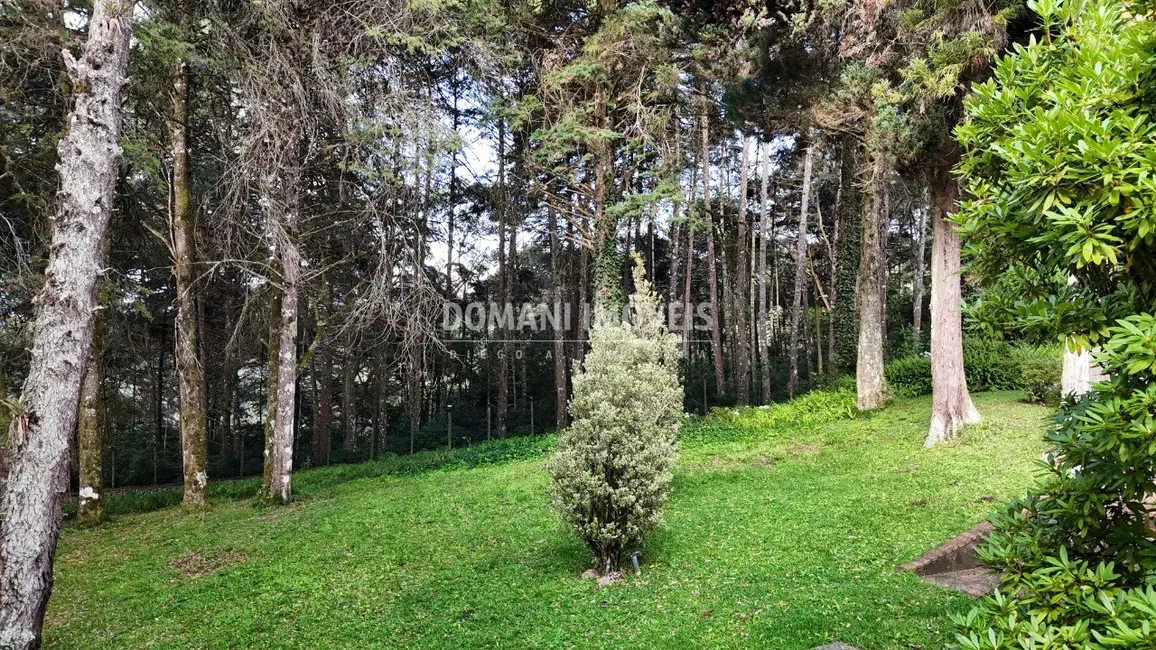 Foto 9 de Casa com 3 quartos à venda, 1617m2 em Campos Do Jordao - SP