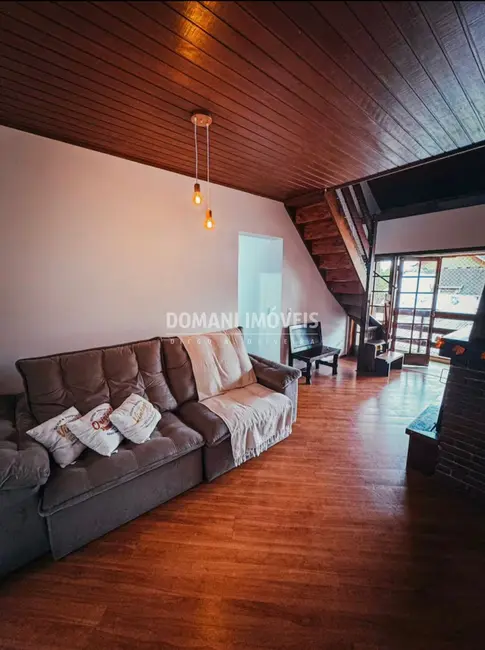 Apartamento com 3 quartos para alugar, 90m2 em Campos Do Jordao - SP - imagem 4 Foto 4 de Apartamento com 3 quartos para alugar, 90m2 em Campos Do Jordao - SP