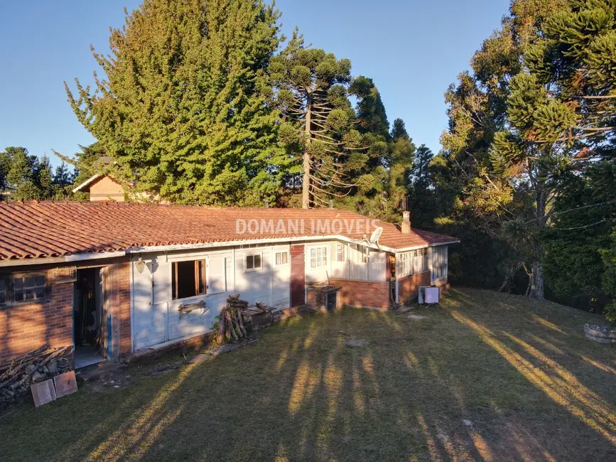 Foto 5 de Casa com 3 quartos à venda, 280m2 em Campos Do Jordao - SP