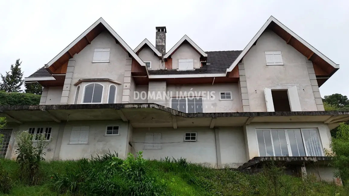 Casa com 4 quartos à venda, 550m2 em Campos Do Jordao - SP - imagem 3 Foto 3 de Casa com 4 quartos à venda, 550m2 em Campos Do Jordao - SP