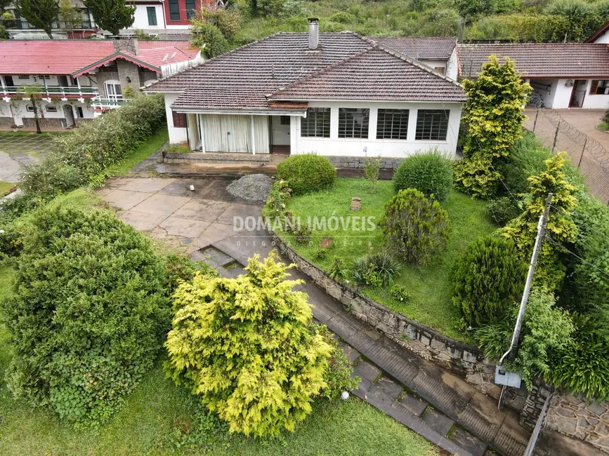 Casa com 3 quartos à venda, 317m2 em Campos Do Jordao - SP - imagem 5 Foto 5 de Casa com 3 quartos à venda, 317m2 em Campos Do Jordao - SP