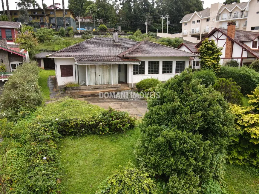 Casa com 3 quartos à venda, 317m2 em Campos Do Jordao - SP - imagem 7 Foto 7 de Casa com 3 quartos à venda, 317m2 em Campos Do Jordao - SP