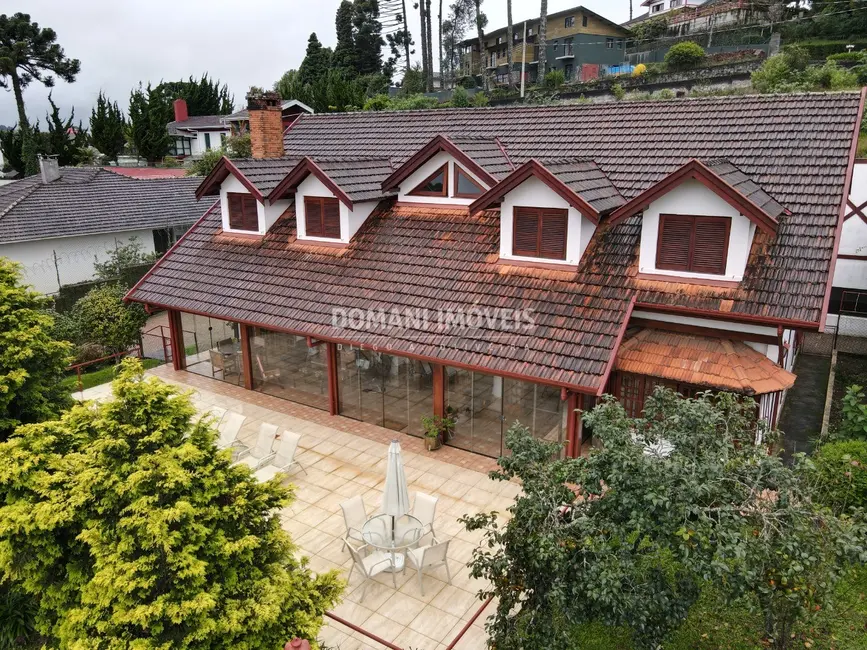 Casa com 5 quartos à venda, 682m2 em Campos Do Jordao - SP - imagem 5 Foto 5 de Casa com 5 quartos à venda, 682m2 em Campos Do Jordao - SP