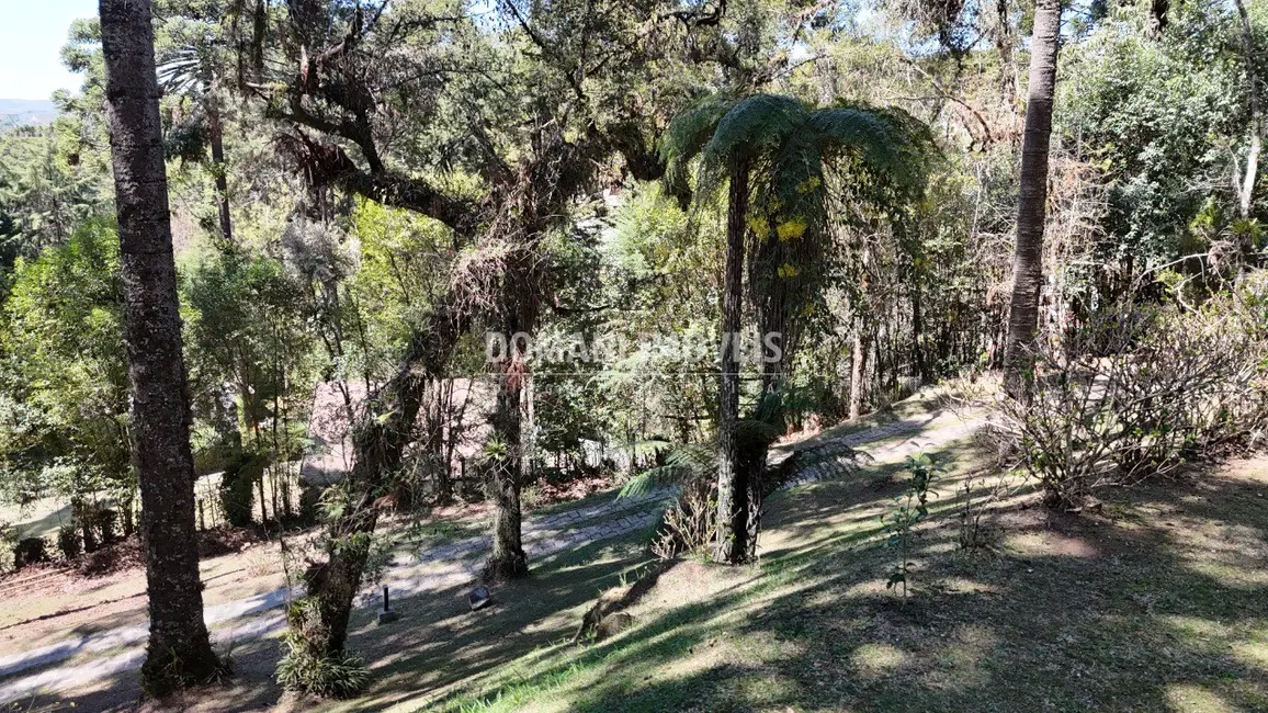 Foto 6 de Casa com 5 quartos à venda, 170m2 em Campos Do Jordao - SP
