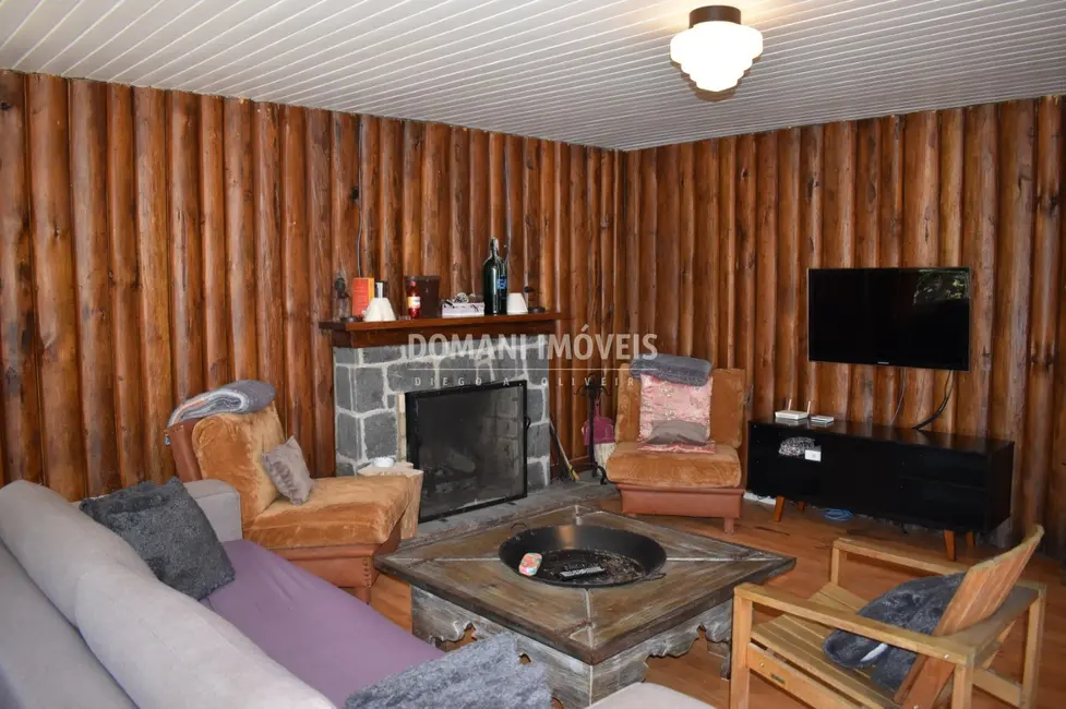 Foto 8 de Casa com 5 quartos à venda, 170m2 em Campos Do Jordao - SP