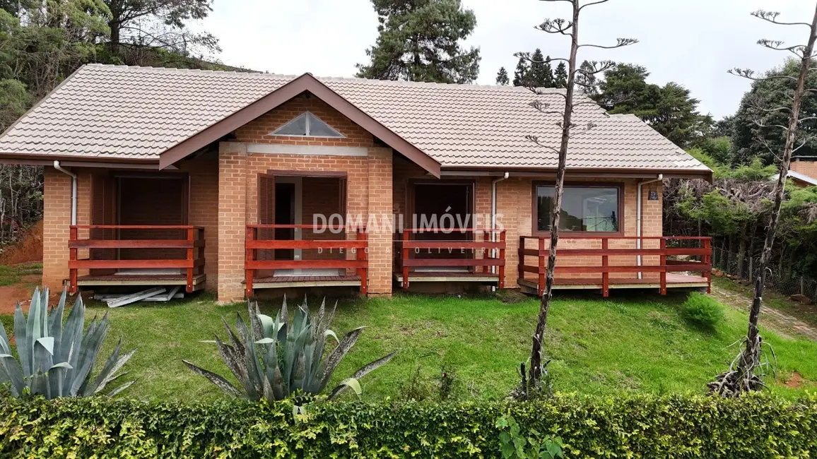 Foto 2 de Casa com 3 quartos para alugar, 103m2 em Campos Do Jordao - SP