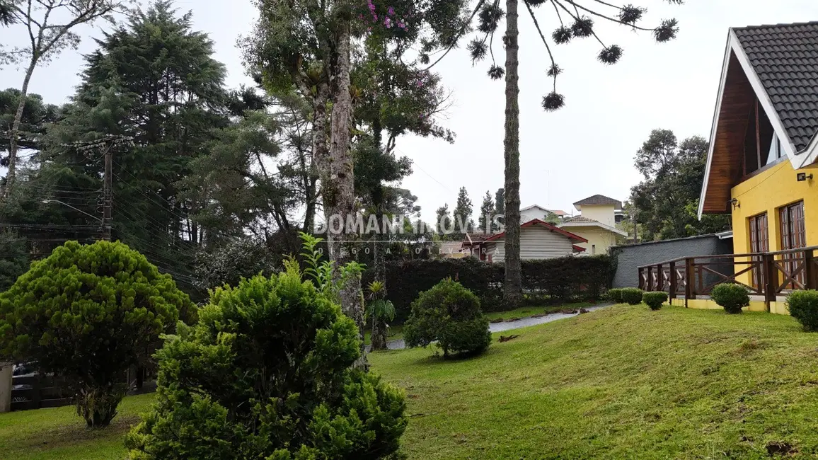 Foto 6 de Casa com 3 quartos à venda, 185m2 em Campos Do Jordao - SP